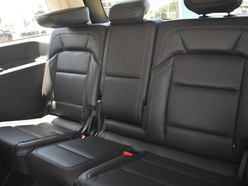 Used 2025 Lincoln Navigator Reserve AWD/4WD image 16