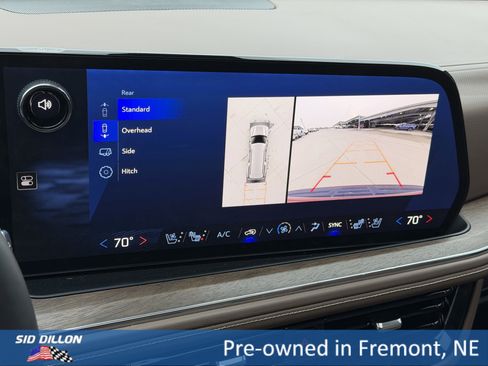 Certified 2025 Chevrolet Suburban High Country image 11