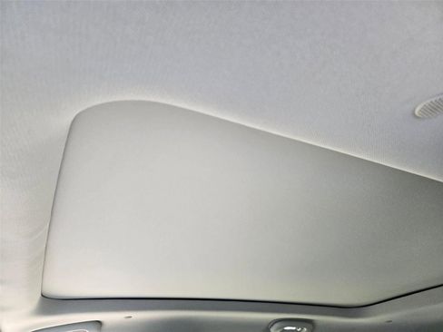 New 2026 Cadillac XT5 Premium Luxury w/ LPO, Floor Liner Package image 9