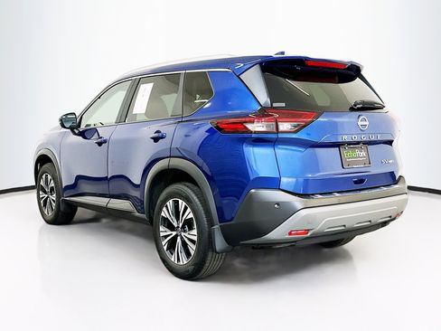 Used 2023 Nissan Rogue SV w/ SV Premium Package image 5