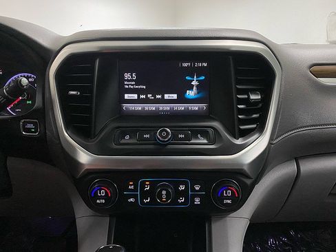 Used 2017 GMC Acadia SLE w/ LPO, Cargo Package image 19