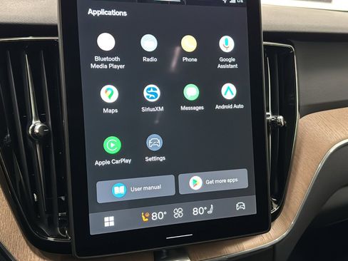 Used 2026 Volvo XC60 B5 Core w/ Climate Package image 17