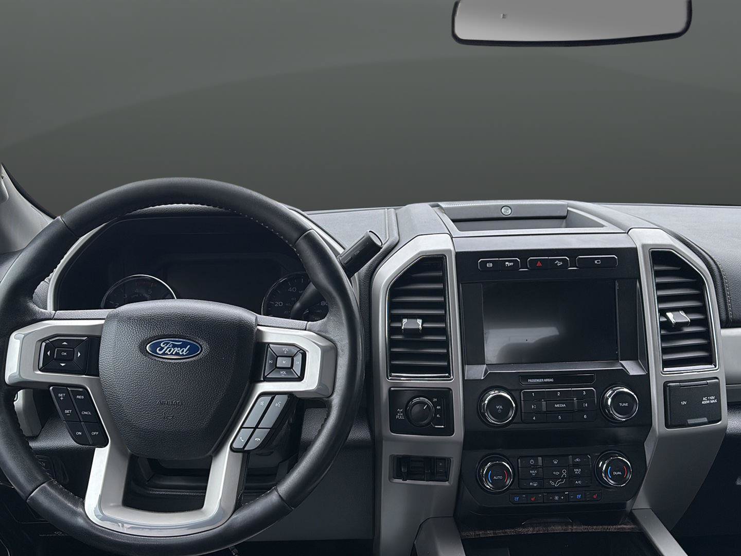Used 2019 Ford F350 Lariat w/ Chrome Package AWD/4WD image 26