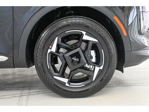 New 2026 Kia Sportage EX w/ EX Panorama Roof Package image 8