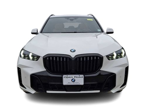 Certified 2024 BMW X5 xDrive40i w/ M Sport Package AWD/4WD image 2