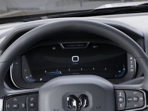 New 2025 RAM 2500 Limited AWD/4WD image 18