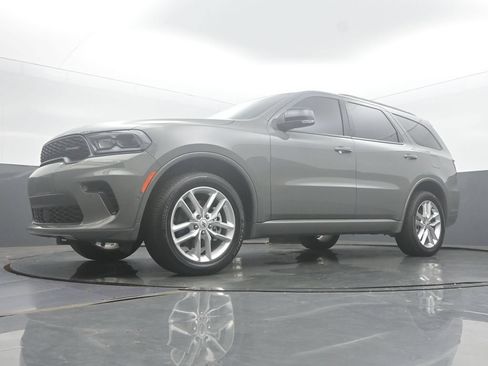 Used 2025 Dodge Durango GT AWD/4WD image 50