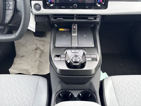 New 2026 Subaru Solterra Premium image 21