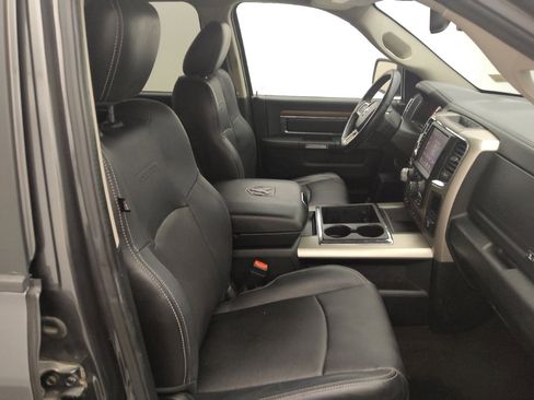 Used 2014 RAM 1500 Laramie w/ Convenience Group RWD image 21