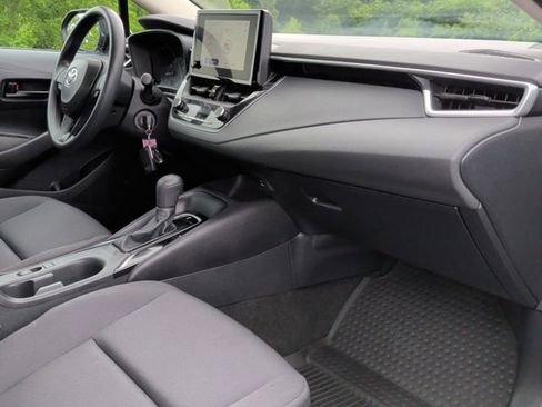 Used 2024 Toyota Corolla LE FWD image 27
