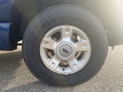 Used 2004 Ford Explorer Sport Trac XLT image 19