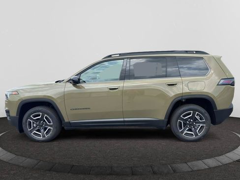 New 2026 Jeep Cherokee Laredo AWD/4WD image 8