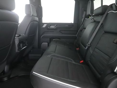 Used 2026 GMC Sierra 2500 AT4X AWD/4WD image 30