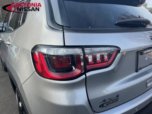 Used 2023 Jeep Compass Trailhawk image 14