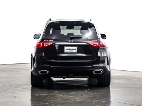 Used 2022 Mercedes-Benz GLE 450 4MATIC w/ AMG Line Exterior image 5