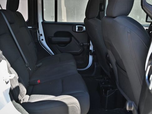 Used 2021 Jeep Wrangler Unlimited Sport AWD/4WD image 21