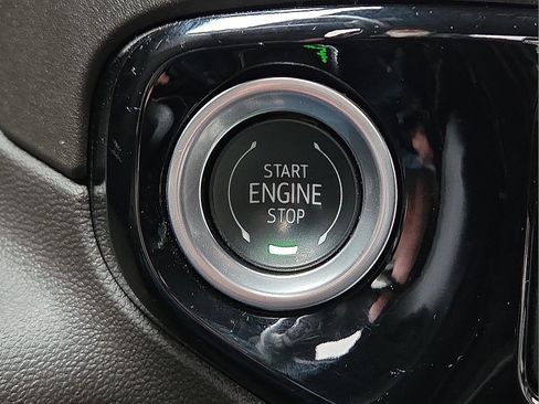 Used 2024 Chevrolet Silverado 2500 LT image 20