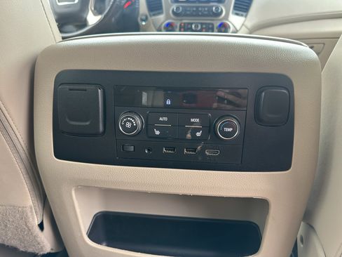 Used 2019 GMC Yukon XL Denali w/ Denali Ultimate Package RWD image 16
