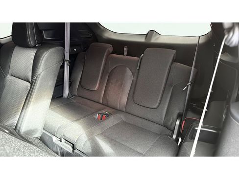 Used 2026 Mitsubishi Outlander ES FWD image 14