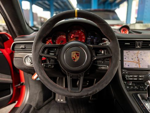 Certified 2019 Porsche 911 GT3 RS RWD image 6