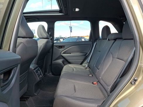 Used 2025 Subaru Forester Premium image 10