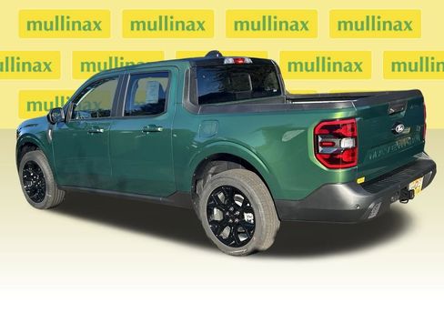 New 2025 Ford Maverick Lariat w/ Black Appearance Package image 5