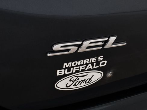 Used 2022 Ford Edge SEL w/ Convenience Package image 22