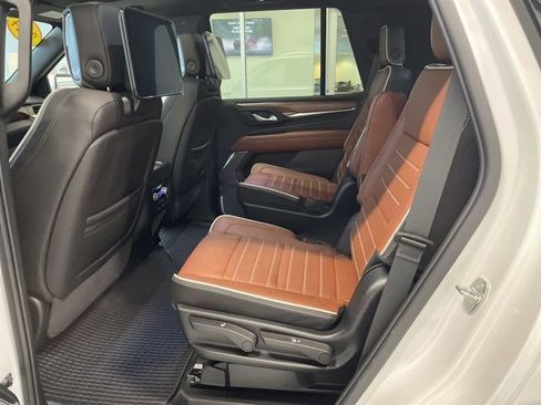 Used 2024 GMC Yukon Denali Ultimate image 23