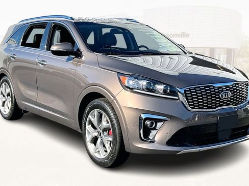 Used 2019 Kia Sorento SX image 3