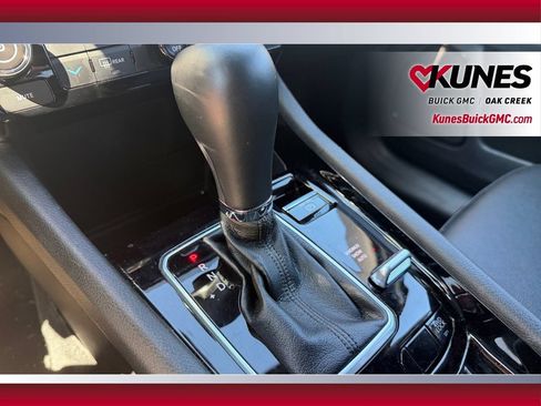 Used 2025 Jeep Compass Limited AWD/4WD image 29
