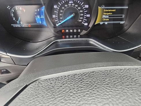 Used 2015 Ford Fusion SE w/ Equipment Group 202A FWD image 27
