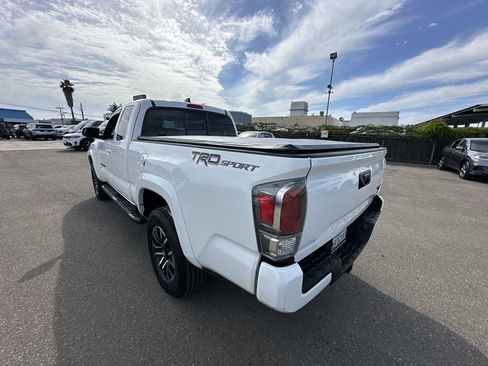 Used 2023 Toyota Tacoma TRD Sport RWD image 30