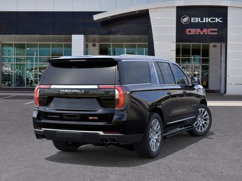 New 2026 GMC Yukon XL Denali w/ Denali Reserve Package AWD/4WD image 4