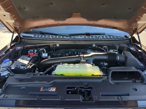 New 2025 Lincoln Navigator L Black Label image 25