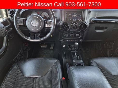 Used 2016 Jeep Wrangler Unlimited Sahara image 21