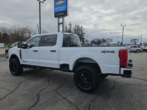 Used 2023 Ford F250 XLT image 4
