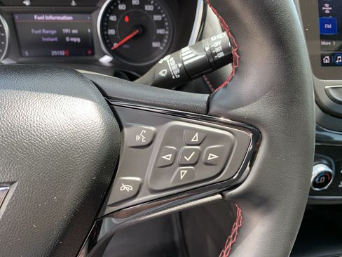 Used 2023 Chevrolet Equinox RS w/ RS Leather Package FWD image 18