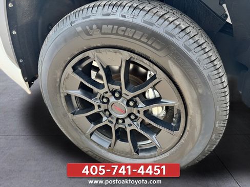 Used 2023 Toyota Tundra SR5 AWD/4WD image 34