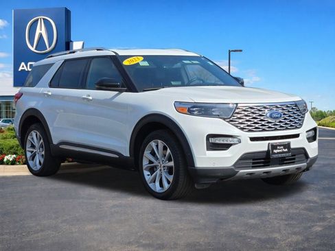 Used 2023 Ford Explorer Platinum w/ Technology Package AWD/4WD image 7