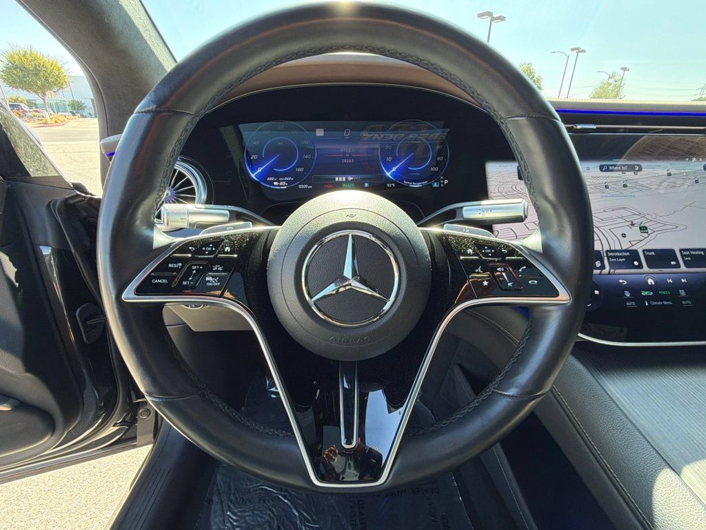 Used 2023 Mercedes-Benz EQS 580 4MATIC Sedan image 25