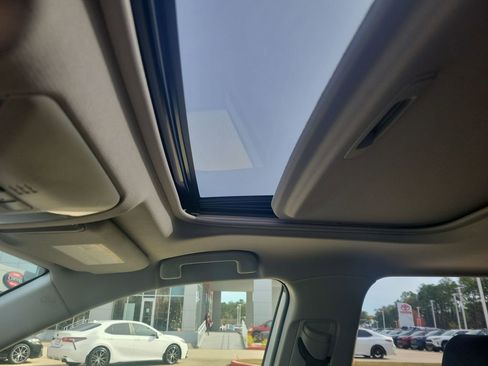 Certified 2019 Toyota RAV4 XLE image 18