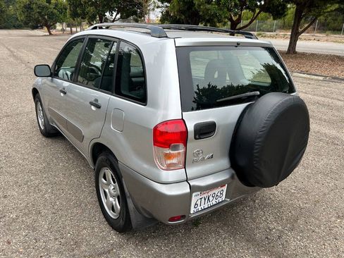 Used 2003 Toyota RAV4 2WD image 22