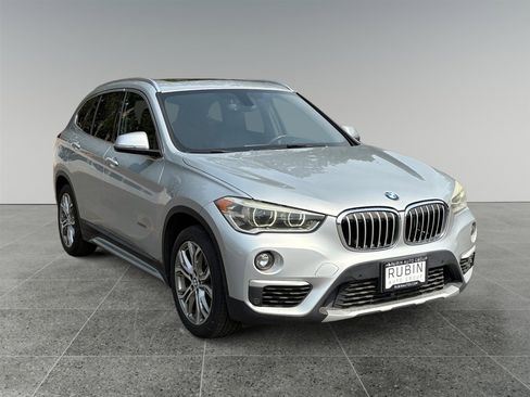 Used 2016 BMW X1 xDrive28i image 1
