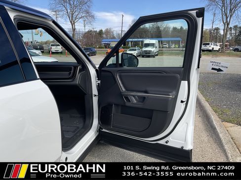 Used 2024 Rivian R1S Adventure image 23