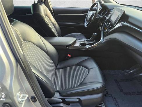 Certified 2021 Toyota Camry SE FWD image 18