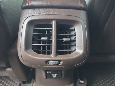 Used 2017 Jeep Cherokee Trailhawk image 48