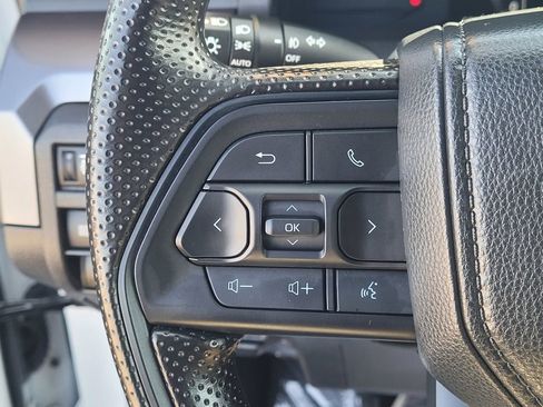 Used 2024 Toyota Tacoma SR5 AWD/4WD image 13