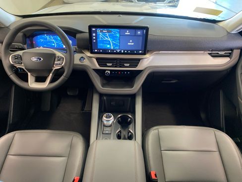 New 2026 Ford Explorer Active w/ Active Comfort Package AWD/4WD image 12
