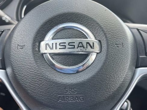 Used 2017 Nissan Rogue S FWD image 26