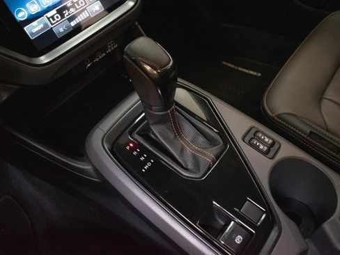 Certified 2024 Subaru Crosstrek 2.5i Limited AWD/4WD image 17
